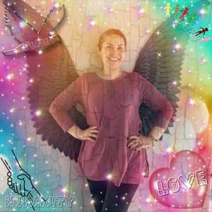 Meet your Posher, Manuela